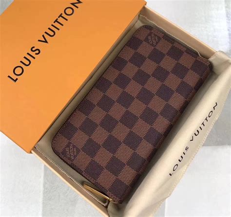 louis vuitton damier zippy compact wallet|Louis Vuitton wallet checkered.